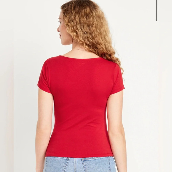 NWT Old Navy Fitted Twist Front Top, Short Sleeved, Robbie Red, Small Tall - Picture 4 of 9
